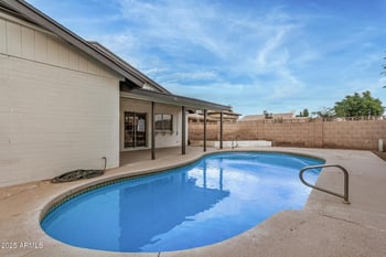 4629 Myrtle Ave, Glendale, AZ 85301