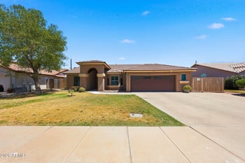 463 26th Cir, Mesa, AZ 85204