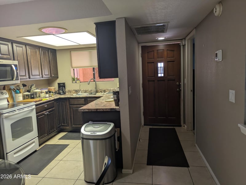 463 Olmo Cir, Apache Junction, AZ 85120
