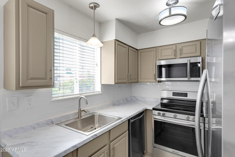 4630 68th St #280, Scottsdale, AZ 85251