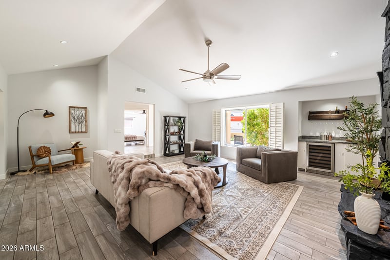 4630 E Palo Verde Dr, Phoenix, AZ 85018