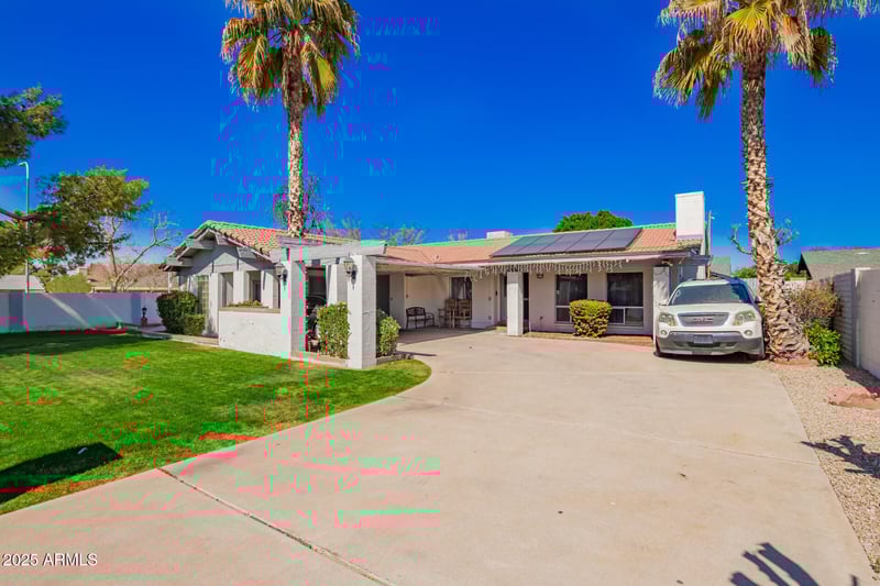 4630 El Caminito Dr, Glendale, AZ 85302