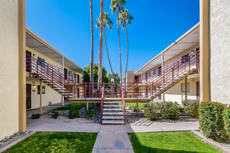 4630 N 68th St #220, Scottsdale, AZ 85251