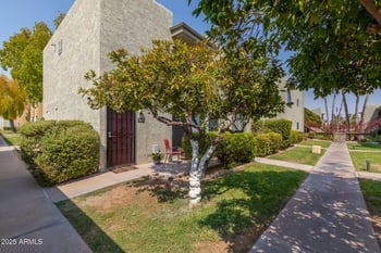 4630 68th St #264, Scottsdale, AZ 85251