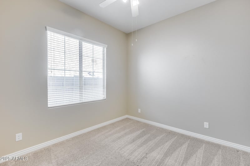 4630 Navigator Ln, Phoenix, AZ 85050