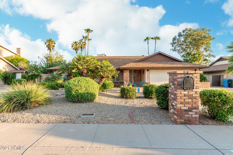 4631 E Beverly Ln, Phoenix, AZ 85032