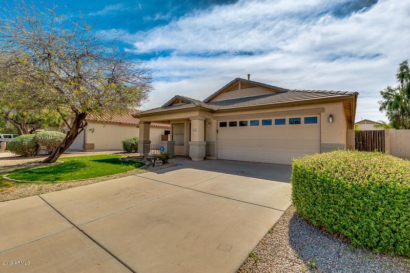 4633 E Cherry Hills Dr, Chandler, AZ 85249