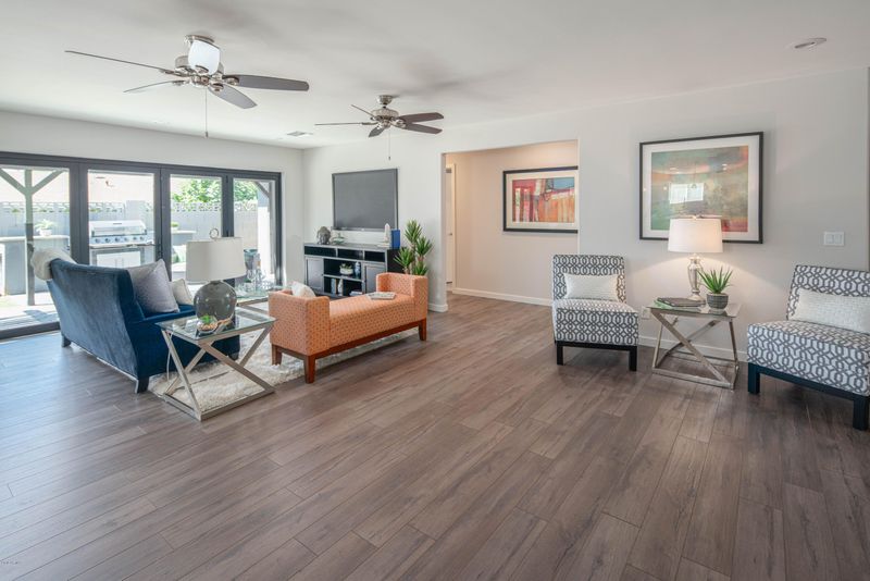 4633 E Earll Dr, Phoenix, AZ 85018