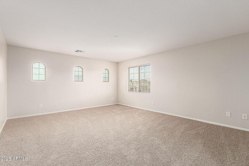 4633 E Gleneagle Dr, Chandler, AZ 85249