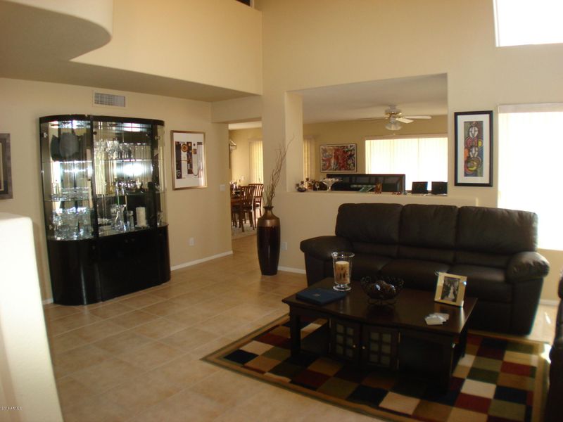 4633 E Hartford Ave, Phoenix, AZ 85032