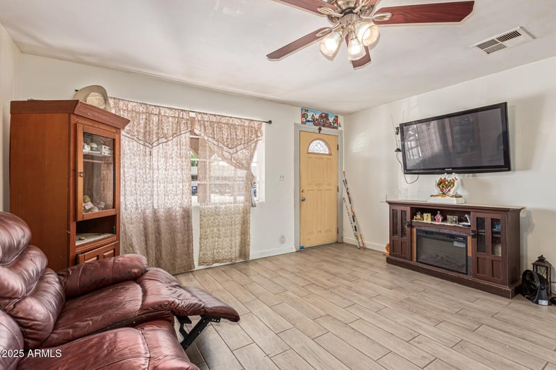 4634 Weldon Ave, Phoenix, AZ 85031