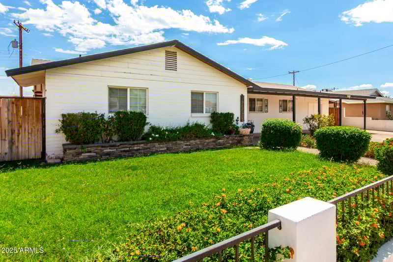 4635 58th Dr, Phoenix, AZ 85031