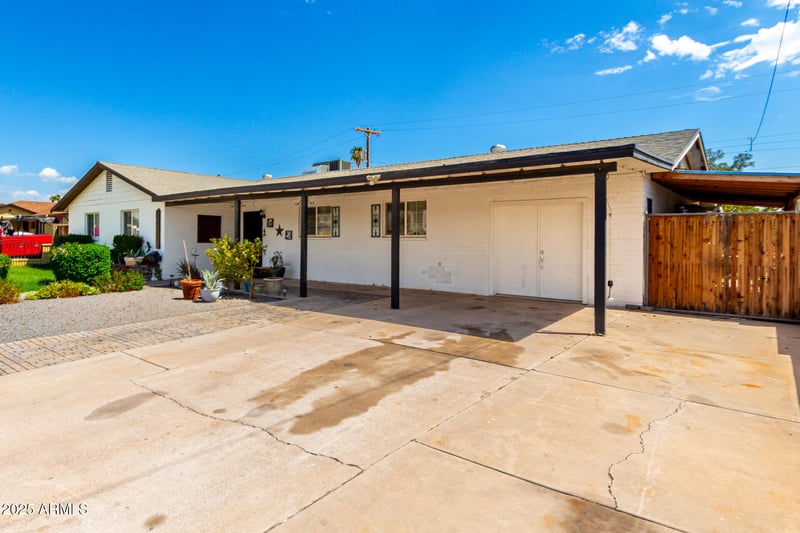 4635 58th Dr, Phoenix, AZ 85031