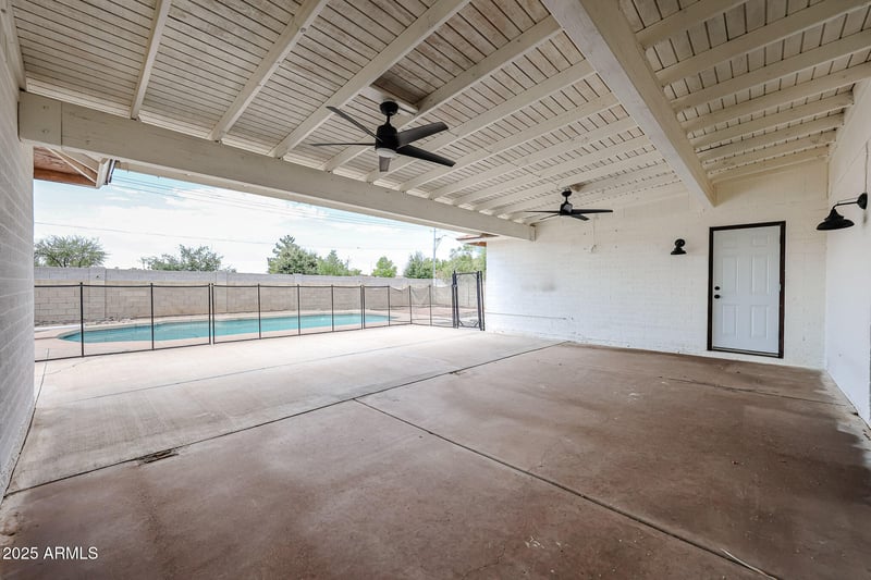 4635 Libby St, Glendale, AZ 85308