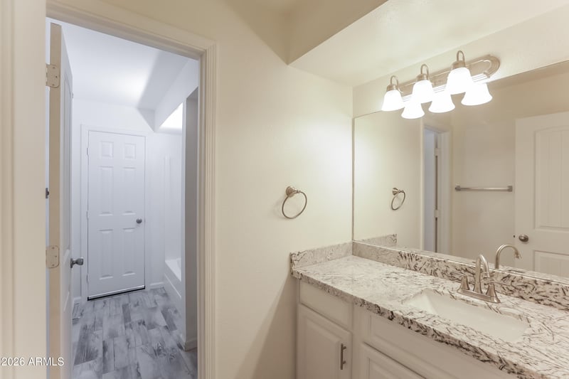 4635 W Laurel Ln, Glendale, AZ 85304