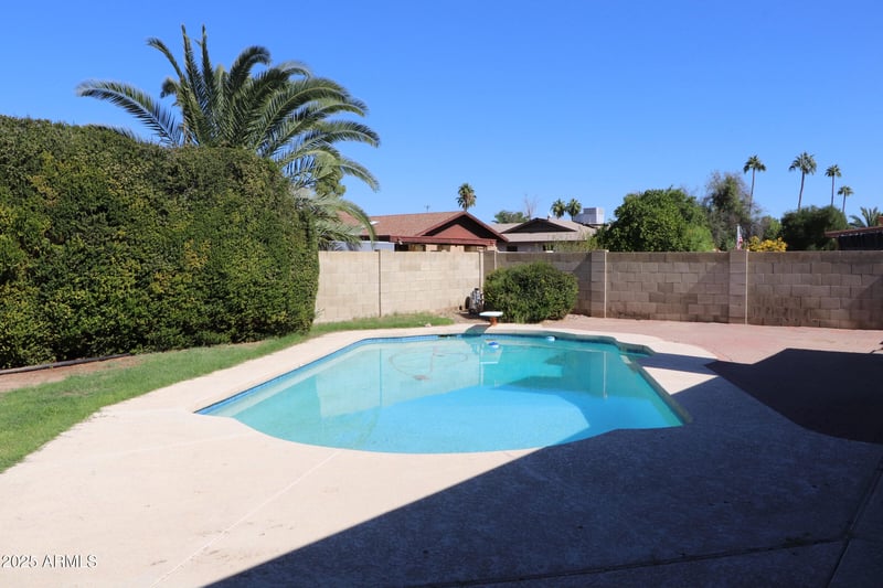 4636 Aster Dr, Glendale, AZ 85304