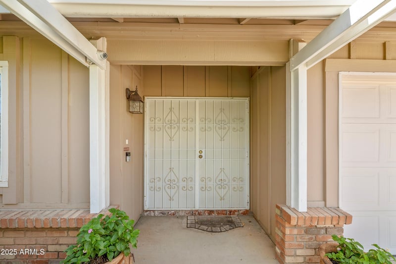 4637 Beverly Ln, Phoenix, AZ 85032