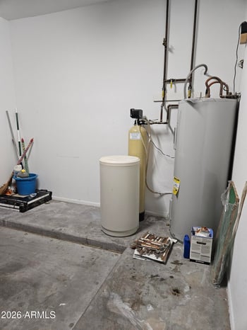 4637 Desert Cactus St, Phoenix, AZ 85032