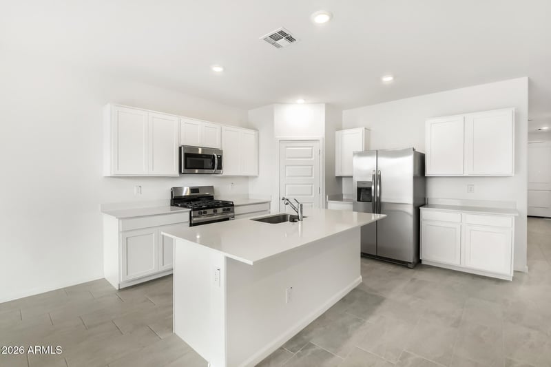 4637 Shasta Dr, San Tan Valley, AZ 85143
