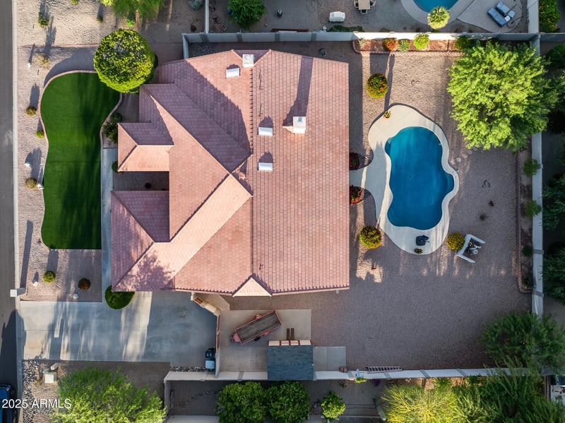 4637 Misty Willow Ln, Glendale, AZ 85310