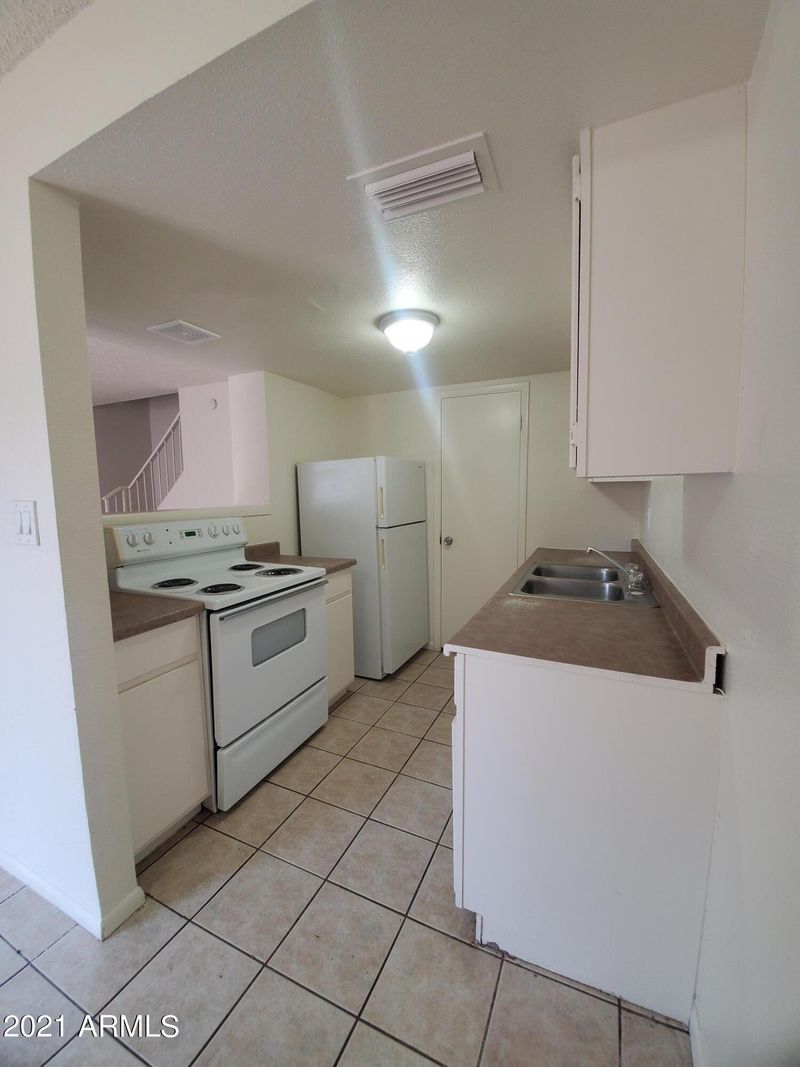 4641 E Jones Ave, Phoenix, AZ 85040