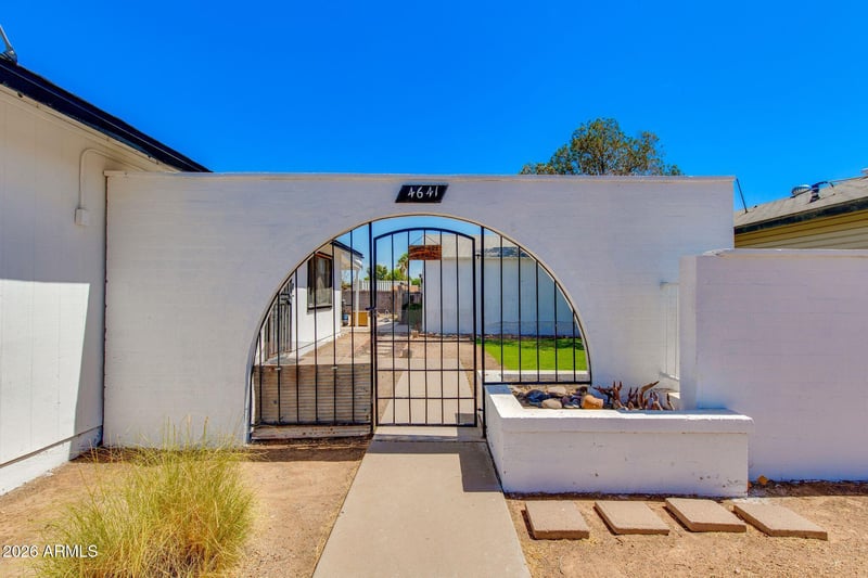 4641 E Roeser Rd, Phoenix, AZ 85040