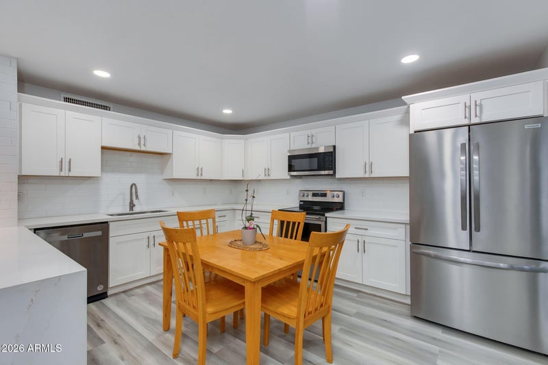 4641 E Roeser Rd, Phoenix, AZ 85040