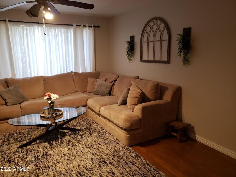 4641 W Desert Crest Dr, Glendale, AZ 85301