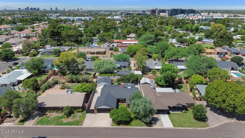 4642 31st St, Phoenix, AZ 85016