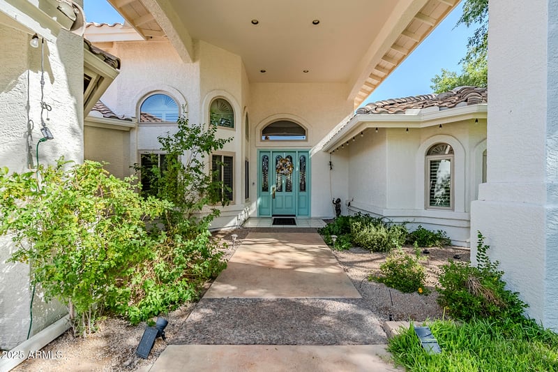 4642 Park View Cir, Glendale, AZ 85310