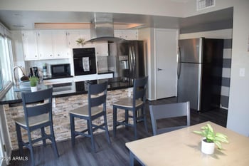 4643 21st Ave, Phoenix, AZ 85015