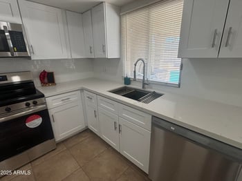 4643 Laurel Ln, Glendale, AZ 85304
