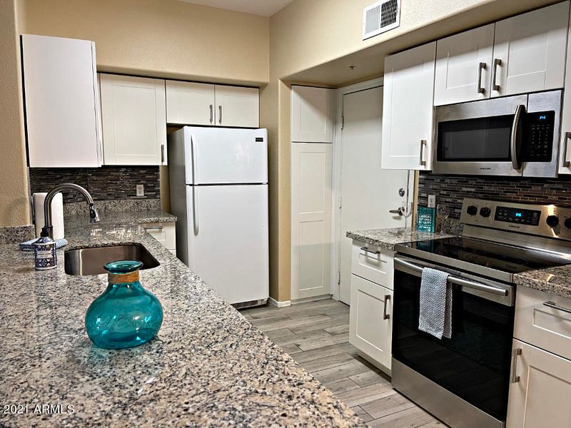 4644 N 22nd St #1136, Phoenix, AZ 85016