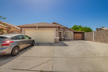 4644 N 84th Dr, Phoenix, AZ 85037