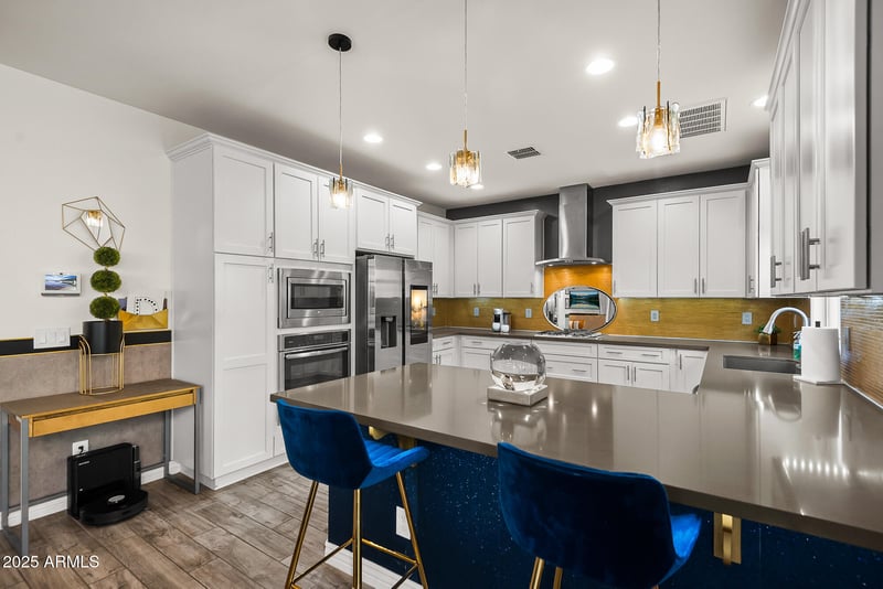 4646 Daley Ln, Phoenix, AZ 85050