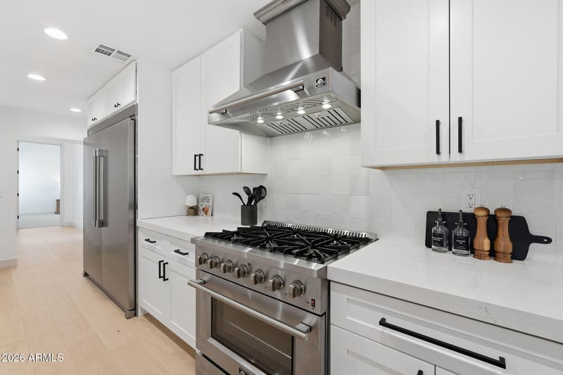 4646 E Vernon Ave, Phoenix, AZ 85008