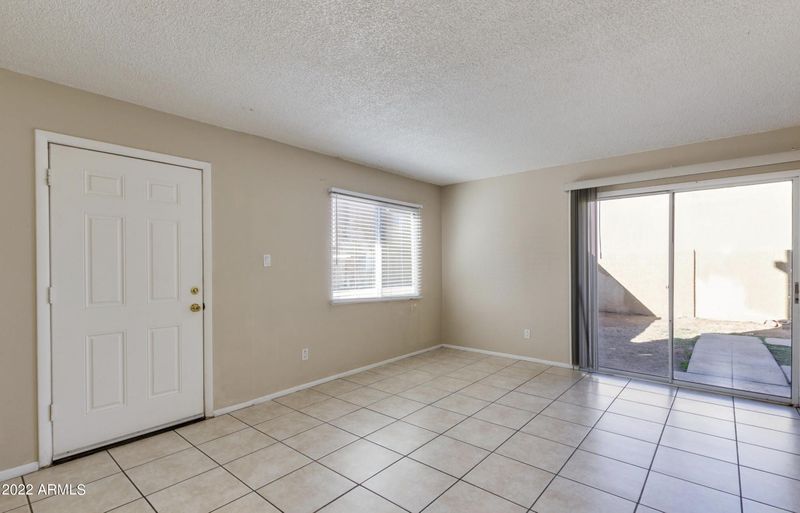 4647 E Wood St, Phoenix, AZ 85040