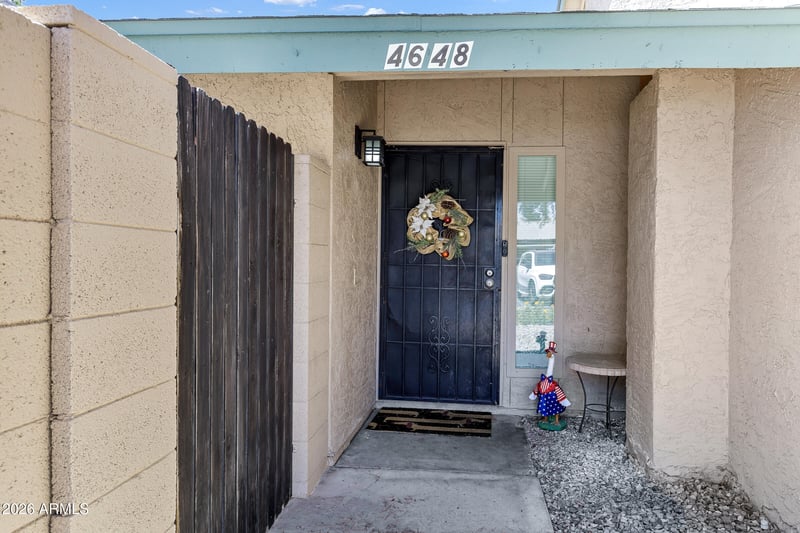 4648 Continental Dr, Glendale, AZ 85308