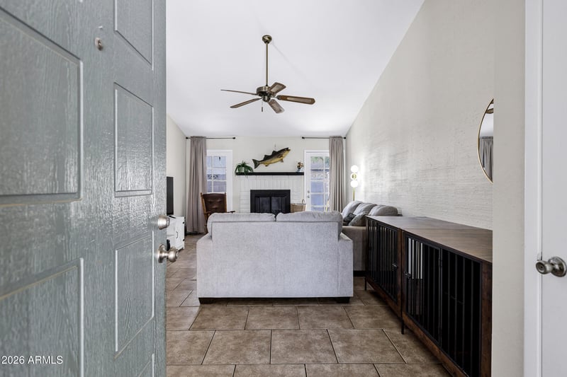4648 Continental Dr, Glendale, AZ 85308
