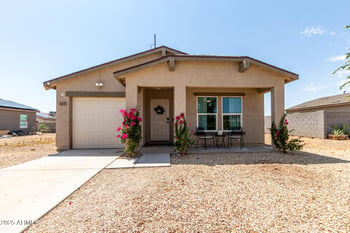 465 Baskin Dr, Morristown, AZ 85342