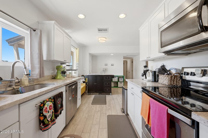 465 Standage St, Mesa, AZ 85201