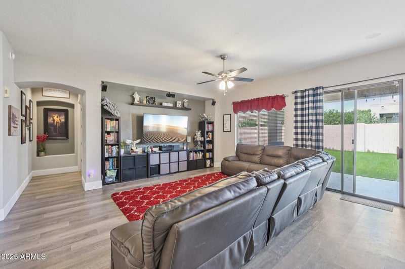 4650 Decatur St, Mesa, AZ 85205