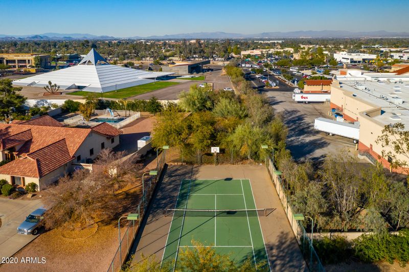 4650 E Cochise Rd #1, Phoenix, AZ 85028