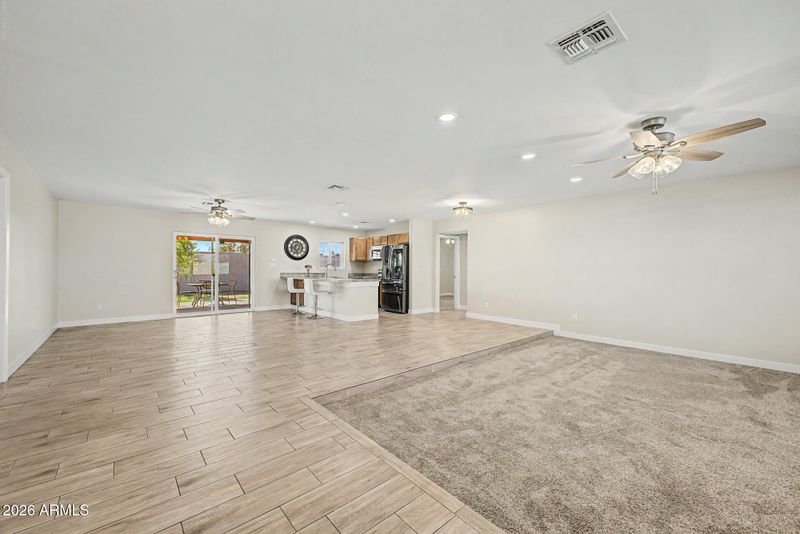 4650 N 103rd Ave, Phoenix, AZ 85037