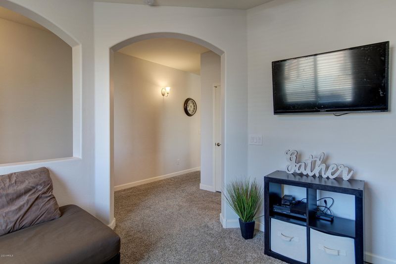4651 E Sodalite St, San Tan Valley, AZ 85143