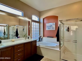 4652 Villa Linda Dr, Glendale, AZ 85310