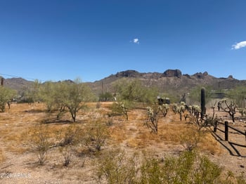 4653 Valley Dr #-, Apache Junction, AZ 85120