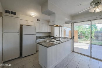 4654 Tuckey Ln, Glendale, AZ 85301