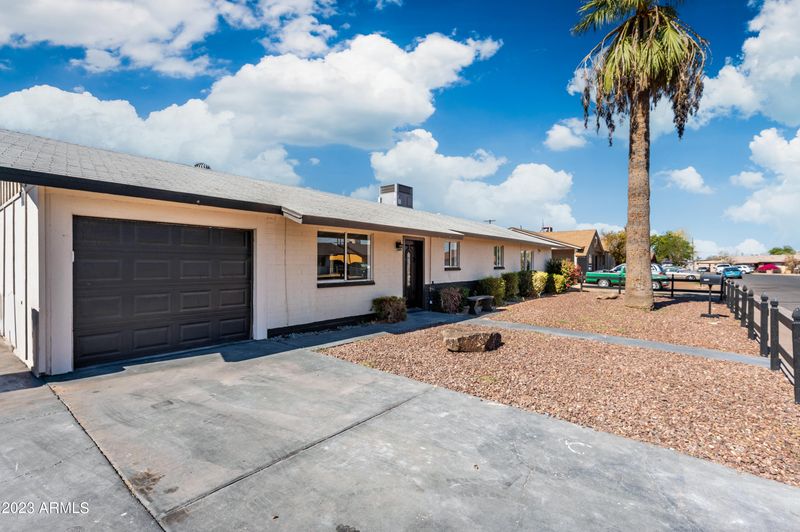 4656 S 17th Way, Phoenix, AZ 85040