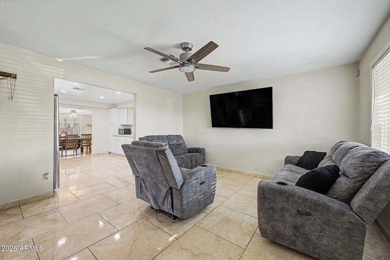 4657 N 79th Dr, Phoenix, AZ 85033